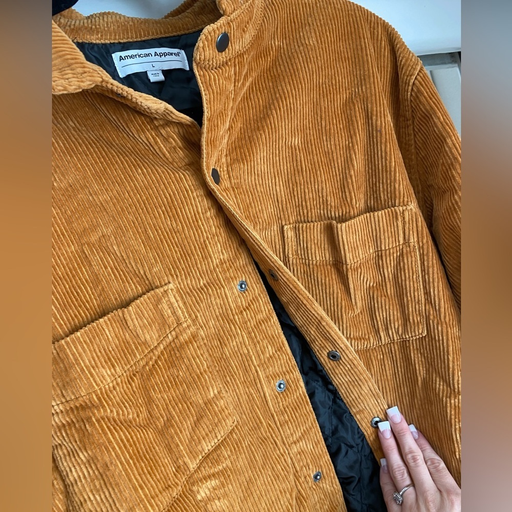 Corduroy button-down coat - Picture 3 of 3